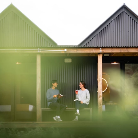 Waitai Lodge Disconnecting   Medium